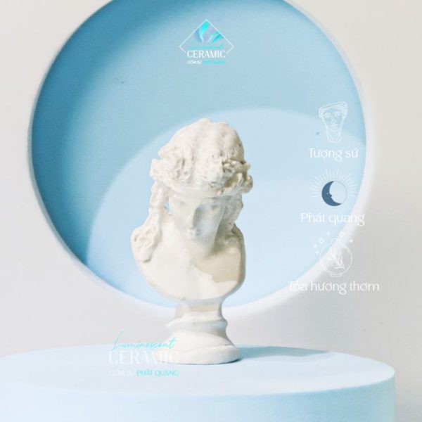 Đầu tượng Ariadne Bust Arias bằng sứ phát quang tỏa hương thơm trang trí decor